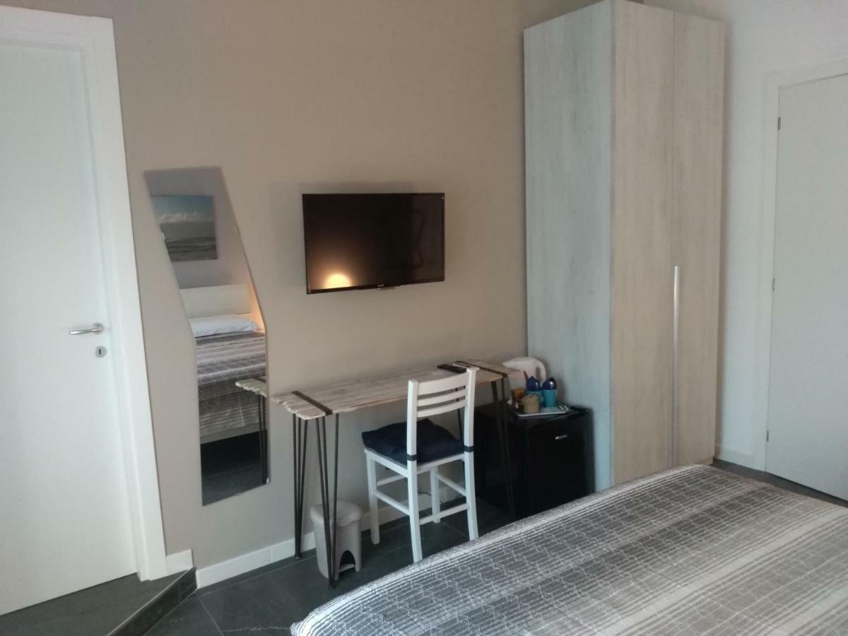 Acquasalata Bed & Breakfast ซาแลร์โน ภายนอก รูปภาพ