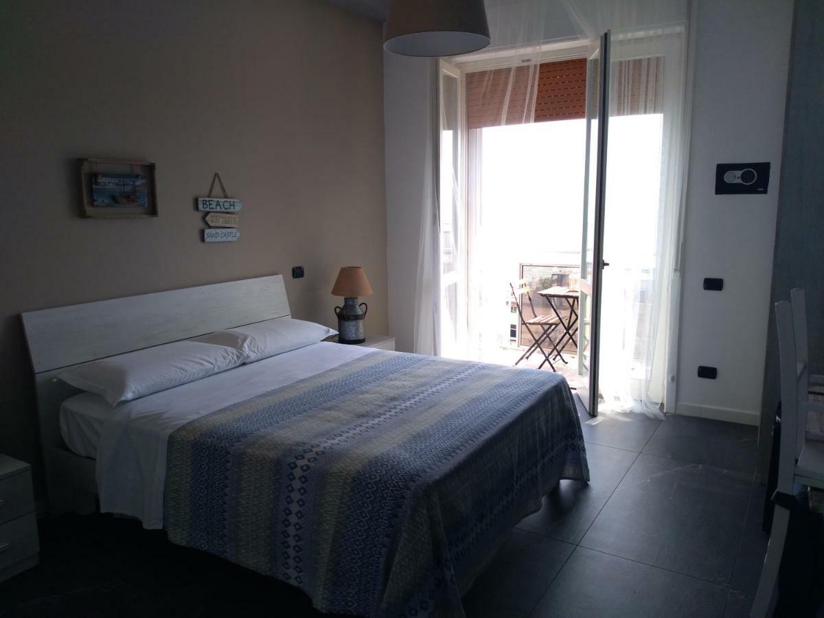 Acquasalata Bed & Breakfast ซาแลร์โน ภายนอก รูปภาพ